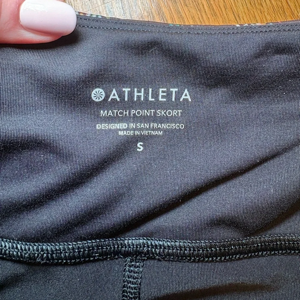 Athleta Match Point City Lights Skort Paint Splatter‎ | Size Small